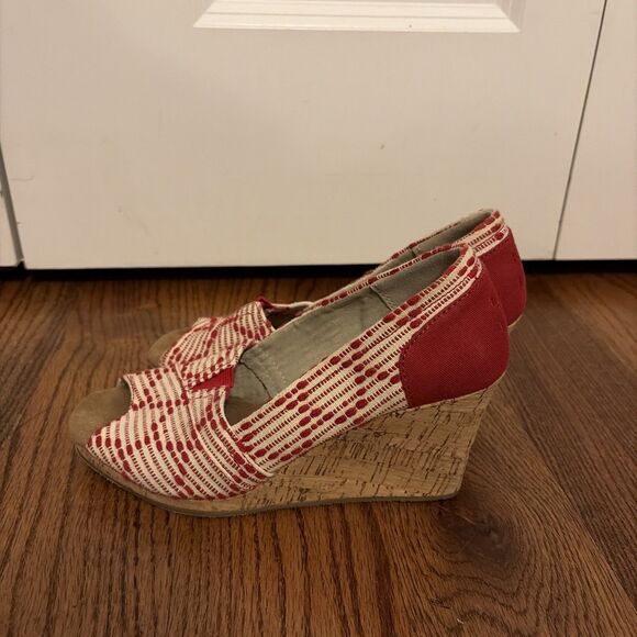 Toms Women's Espadrille Wedge Peep Toe Red Beige Multi Canvas Shoes Size 7 - Picture 3 of 6